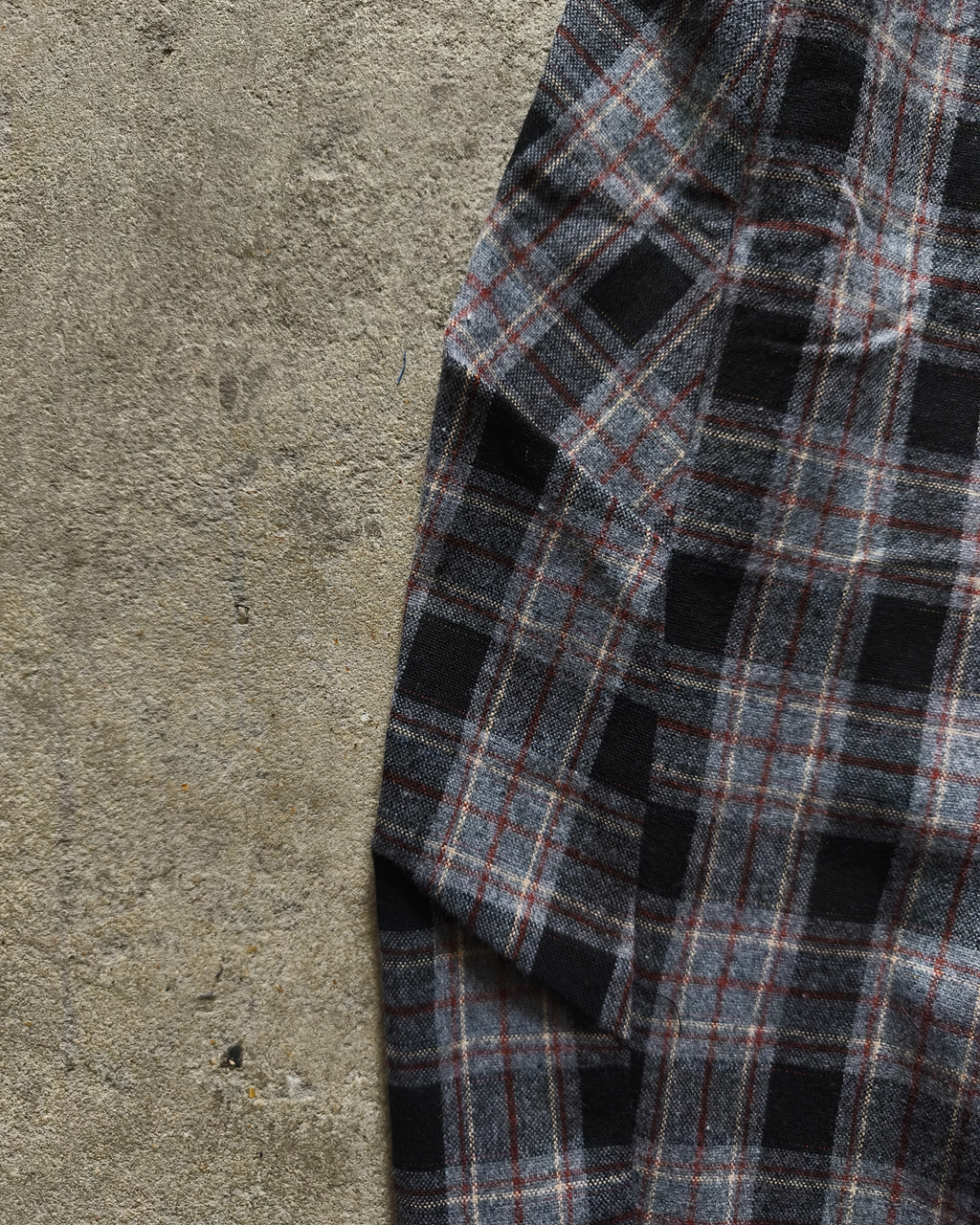 Pantalon barrel à motif tartant